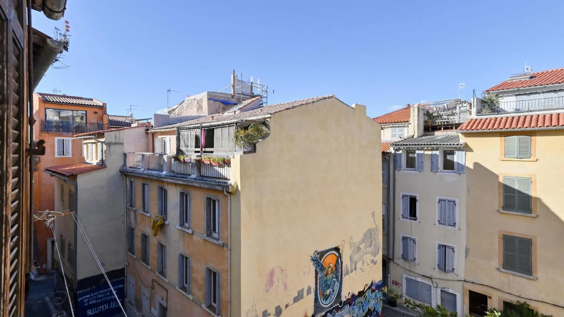 Accoules - Charmant Appartement Au Panier Marsylia 0*,